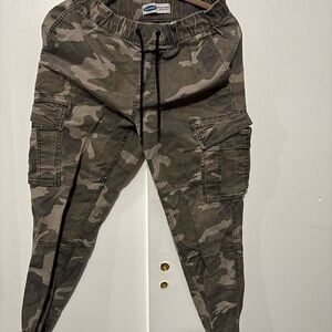 Old Navy Camouflage Cargo Pants